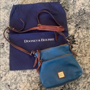 Dooney and Bourke crossbody bag